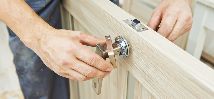 interior door repair La Palma